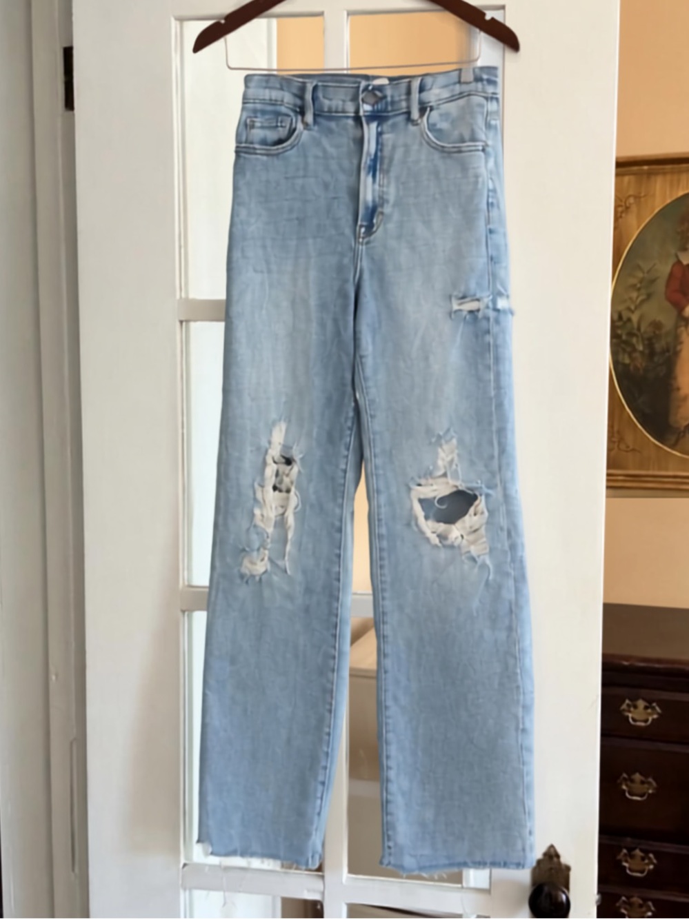 NWT Altar'd State High Rise Distressed Straight Leg Jeans Size 25